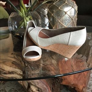 Toms wedge heels